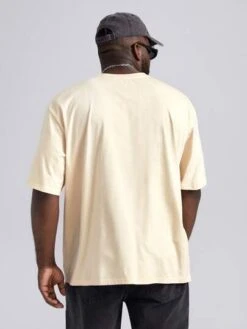 SHEIN Men Cartoon Patched Drop Shoulder T-Shirt