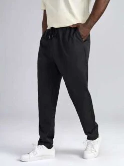 SHEIN Men Drawstring Slant Pocket Pants -Man Plus Fashion 1645432624a0d111ec1c533041fb661ffb9df6ed3e thumbnail 405x552