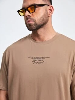 Men Letter Graphic Drop Shoulder T-Shirt -Man Plus Fashion 16497258358027e8bb6692ce96fa524093e8affa6d thumbnail 405x552