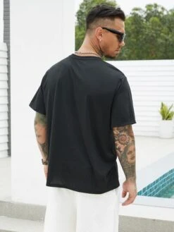 Men Color Block Gamepad Print Tee