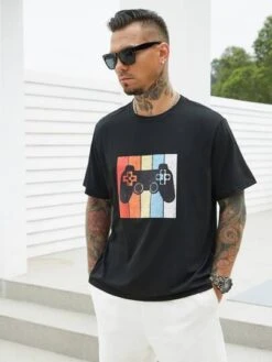 Men Color Block Gamepad Print Tee -Man Plus Fashion 1649928084cd88bccec958ae6e7e8bd6eb7bf612e0 thumbnail 405x552