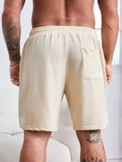 Men Letter Graphic Shorts