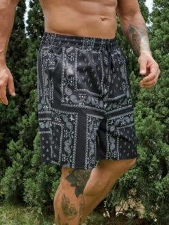Men Paisley Print Drawstring Waist Shorts -Man Plus Fashion 1656396216af174339998afbb704048a9d6041880a thumbnail 405x552
