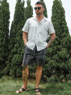 Men Paisley Print Drawstring Waist Shorts -Man Plus Fashion 1656396219562a13e7fde4b84d2d0cb93954977152 thumbnail 405x552