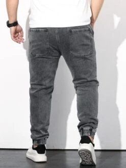 Men Slant Pockets Jogger Jeans