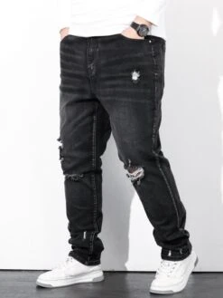 Manfinity LEGND Men Cotton Ripped Straight Leg Jeans -Man Plus Fashion 1661670280d5ef6ddab932d8926390e65c60942041 thumbnail 405x552