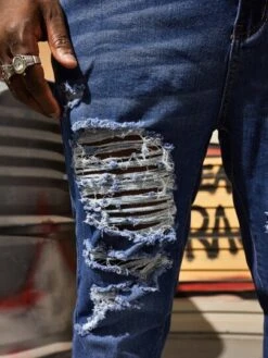 Manfinity EMRG Men Cotton Slant Pocket Ripped Jeans -Man Plus Fashion 16617586156af618d0754a313d2141f5243c3d71be thumbnail 405x552