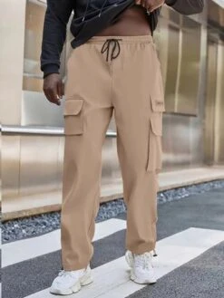 Men Letter Graphic Flap Pocket Drawstring Waist Cargo Pants -Man Plus Fashion 16635667703e05de697cd92183f8736627265f1ddf thumbnail 405x552