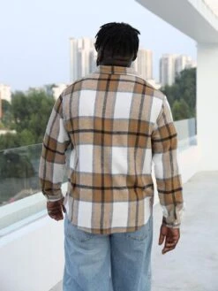 Men 1pc Plaid Print Flap Pocket Shirt