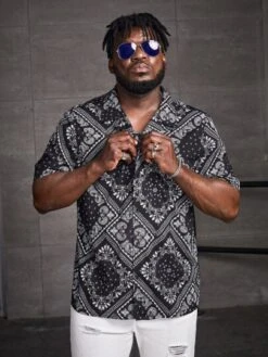 Manfinity RSRT Men Paisley And Scarf Print Shirt -Man Plus Fashion 1665969547091175be2b310a51d65cadb2c0e8165b thumbnail 405x552