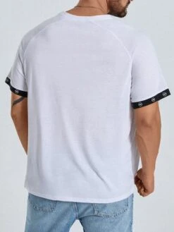Men Contrast Trim Raglan Sleeve Tee