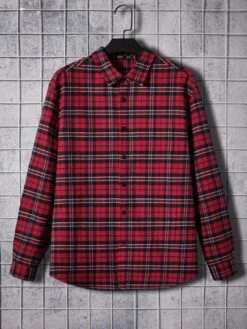 SHEIN Men Letter & Skull Print Tartan Shirt