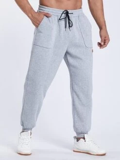 Manfinity Homme Men Patched Detail Drawstring Waist Sweatpants -Man Plus Fashion 166694140955ee7ffec2042770d3411360d4c2ea00 thumbnail 405x552