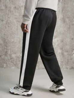 Men Letter Graphic Slant Pocket Sweatpants