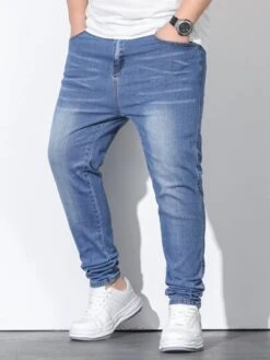 Manfinity Homme Men Slant Pocket Jeans -Man Plus Fashion 167152188486e90c4fc6539c9f436b6da1f6380ab2 thumbnail 405x552 1