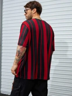 Manfinity Sporsity Men Striped Print Tee