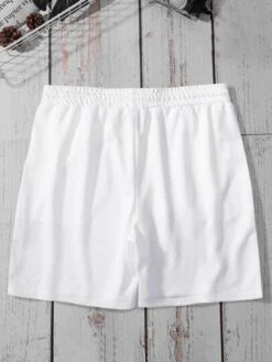 Men Letter Graphic Drawstring Waist Shorts