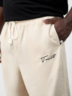 Manfinity Homme Men Letter Embroidery Drawstring Waist Corduroy Pants -Man Plus Fashion 1673745643a1e3afad46acbc6e617cf793a07b3361 thumbnail 405x552