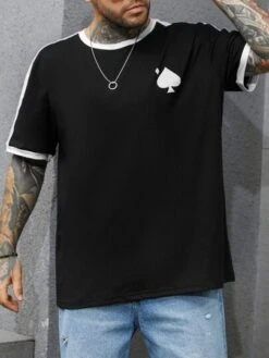 Men Playing Card Print Print Contrast Trim Tee -Man Plus Fashion 1675481073b4789c9cf21159b52fb40cdf2c428eaa thumbnail 405x552