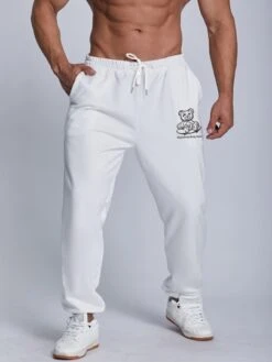 Men Bear And Letter Graphic Drawstring Waist Sweatpants -Man Plus Fashion 1675677580ec5c02d26e11d042650e0e638c4d6e0c thumbnail 405x552