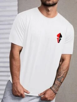 Manfinity Homme Men Playing Card Print Tee -Man Plus Fashion 167695462695b41fe19a01927ce3116d37260e529a thumbnail 405x552