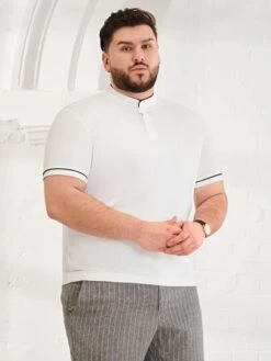 SHEIN Men Contrast Trim Polo Shirt -Man Plus Fashion 167749201672d0d37e3a5b5f0ee2d6743cc6e03d86 thumbnail 405x552