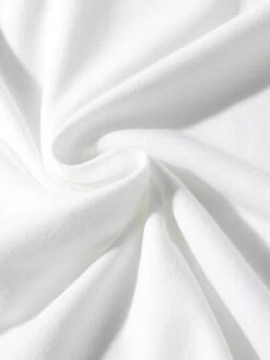 Manfinity EMRG Men Bear & Letter Graphic Tee -Man Plus Fashion 167775128425e192cc9a53dabf0294c3d632e975a0 thumbnail 405x552