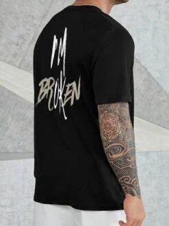 Manfinity EMRG Men Letter Graphic Tee -Man Plus Fashion 1678163596233abf5ca01ef099b75bf900ab51f9f3 thumbnail 405x552