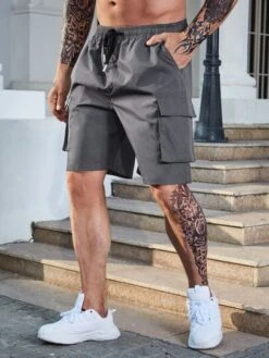 Manfinity LEGND Men Flap Pocket Drawstring Waist Shorts -Man Plus Fashion 1678671705cdf3506489e58660898a5989e8942379 thumbnail 405x552