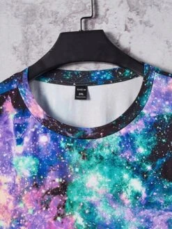 Manfinity LEGND Men Reflective Galaxy Print Tee -Man Plus Fashion 167869979978be389ff36883ef78b8e34c84a9e757 thumbnail 405x552