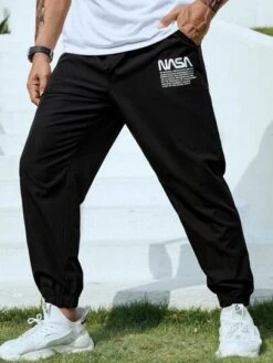 Men Slogan Graphic Drawstring Waist Pants -Man Plus Fashion 16788626288181b415ed8bf0bf59c5a20a6e11a117 thumbnail 405x552