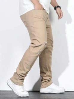 Manfinity LEGND Men Cotton Ripped Frayed Straight Leg Jeans -Man Plus Fashion 1679640947dba2725a77a4f55769ede01458fb51d8 thumbnail 405x552