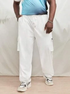 Manfinity Sporsity Men Letter Patched Detail Flap Pocket Side Pants -Man Plus Fashion 168006076288d5ad998d7b3af62a18c6fb352c4bc2 thumbnail 405x552