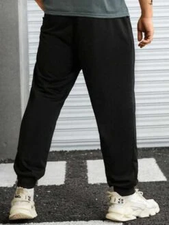 Manfinity Homme Men Slogan Graphic Drawstring Waist Sweatpants