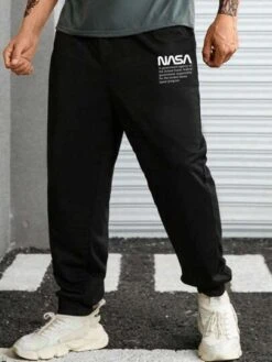 Manfinity Homme Men Slogan Graphic Drawstring Waist Sweatpants -Man Plus Fashion 168015972502a763b52b98698002f166da41aae175 thumbnail 405x552