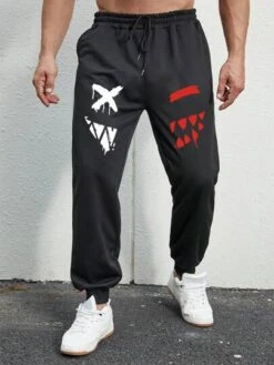 Manfinity EMRG Men Cartoon Graphic Drawstring Waist Sweatpants