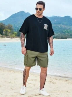 Manfinity EMRG Men Tiger & Slogan Graphic Drop Shoulder Tee