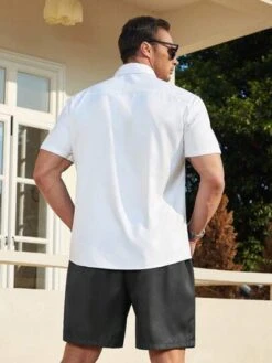 Manfinity Homme Men Antler Print Colorblock Shirt