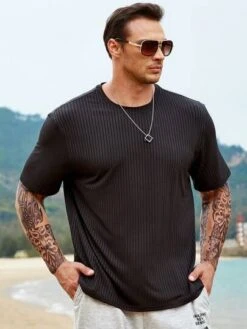 Manfinity Homme Men Solid Ribbed Knit Tee -Man Plus Fashion 1681543003085f64d408c1253e823129591faf5a6f thumbnail 405x552