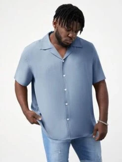 Manfinity Homme Men Solid Button Front Shirt -Man Plus Fashion 1681994258277b6ba64c8af34a99bf62b8499970cd thumbnail 405x552