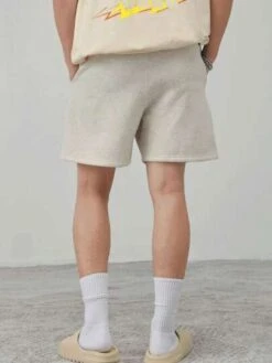 Manfinity EMRG Men Slogan Graphic Drawstring Waist Shorts