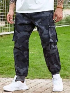 Manfinity LEGND Men Camo Print Flap Pocket Drawstring Waist Cargo Pants -Man Plus Fashion 1682332058d6ef991b3869e29442daae4d149c6ca3 thumbnail 405x552