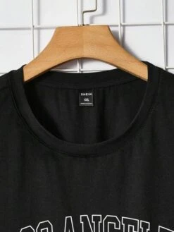 Manfinity Hypemode Men Cotton Bear & Letter Graphic Tee Without Necklace -Man Plus Fashion 1682487063cee177048507184dfad87cc43d8f014c thumbnail 405x552