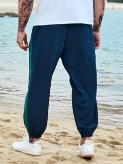 Men Contrast Side Seam Slant Pocket Pants