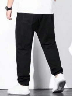 Manfinity Homme Men Cotton Solid Drawstring Waist Straight Leg Jeans