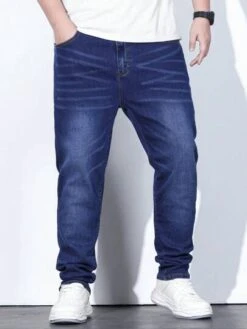 Manfinity Homme Men Cotton Slant Pocket Straight Leg Jeans -Man Plus Fashion 1683263695062f388353caabaeb01e0e53292f37bd thumbnail 405x552