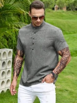 Manfinity Homme Men Half Button Mock Neck Shirt -Man Plus Fashion 16834434838faf8c06baea00b5989c4fad4153b49c thumbnail 405x552