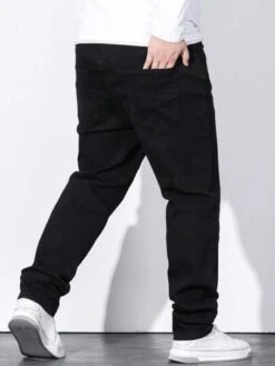 Manfinity Homme Men Cotton Slant Pocket Solid Loose Fit Jeans