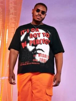 Manfinity EMRG Men Cotton Figure And Slogan Graphic Tee -Man Plus Fashion 1683774086bff6b3278b23edec0f14a36156bd40b6 thumbnail 405x552