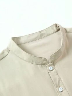 Manfinity Basics Men Half Button Shirt -Man Plus Fashion 1683858540693d3d8288d973fb063eb5a478babb15 thumbnail 405x552